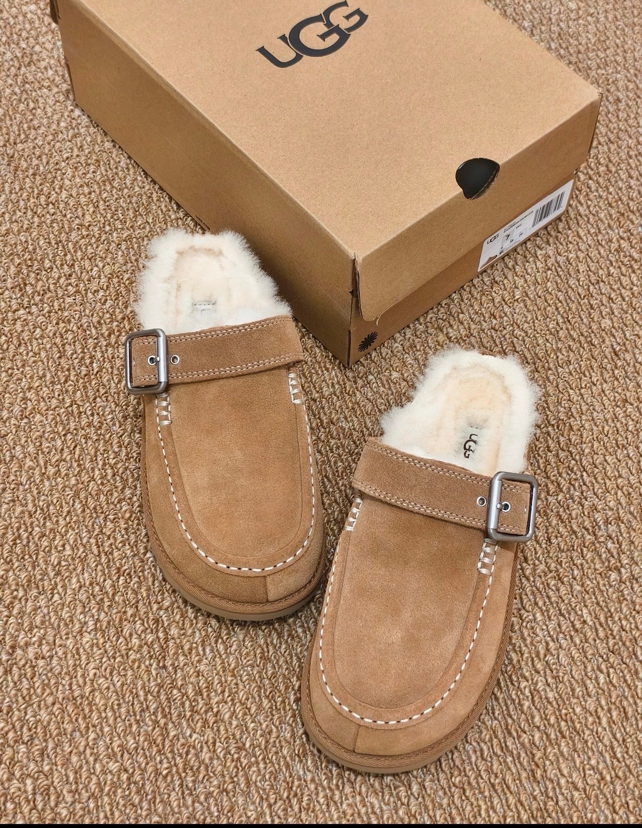 NEW uGG Goldenstar Evelina clog
