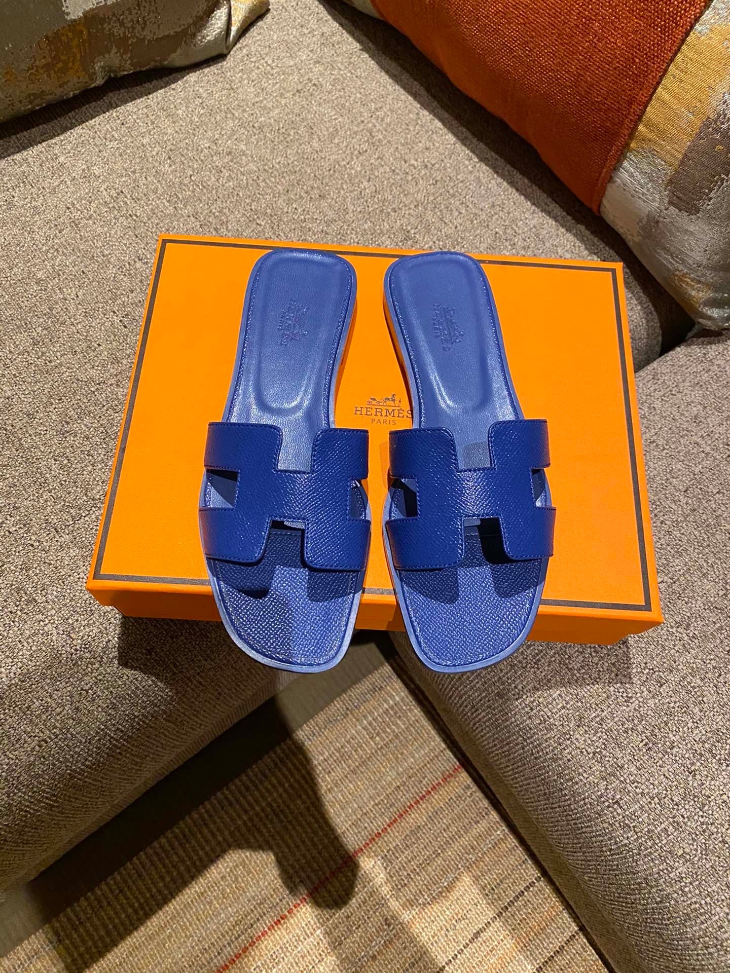 Hermeś sandals