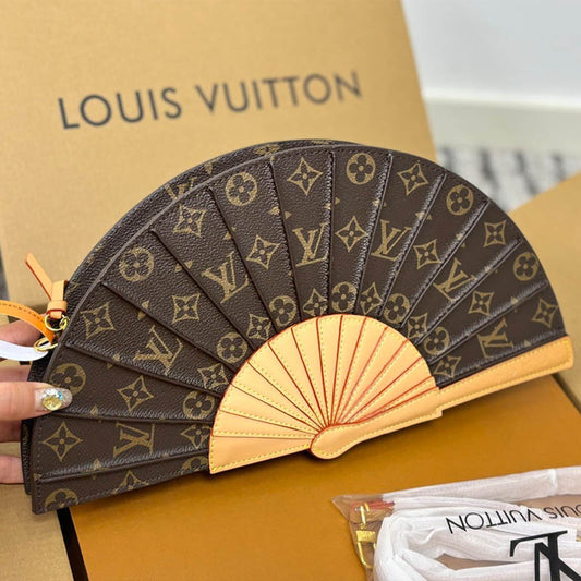 louis vuitton fan bag
