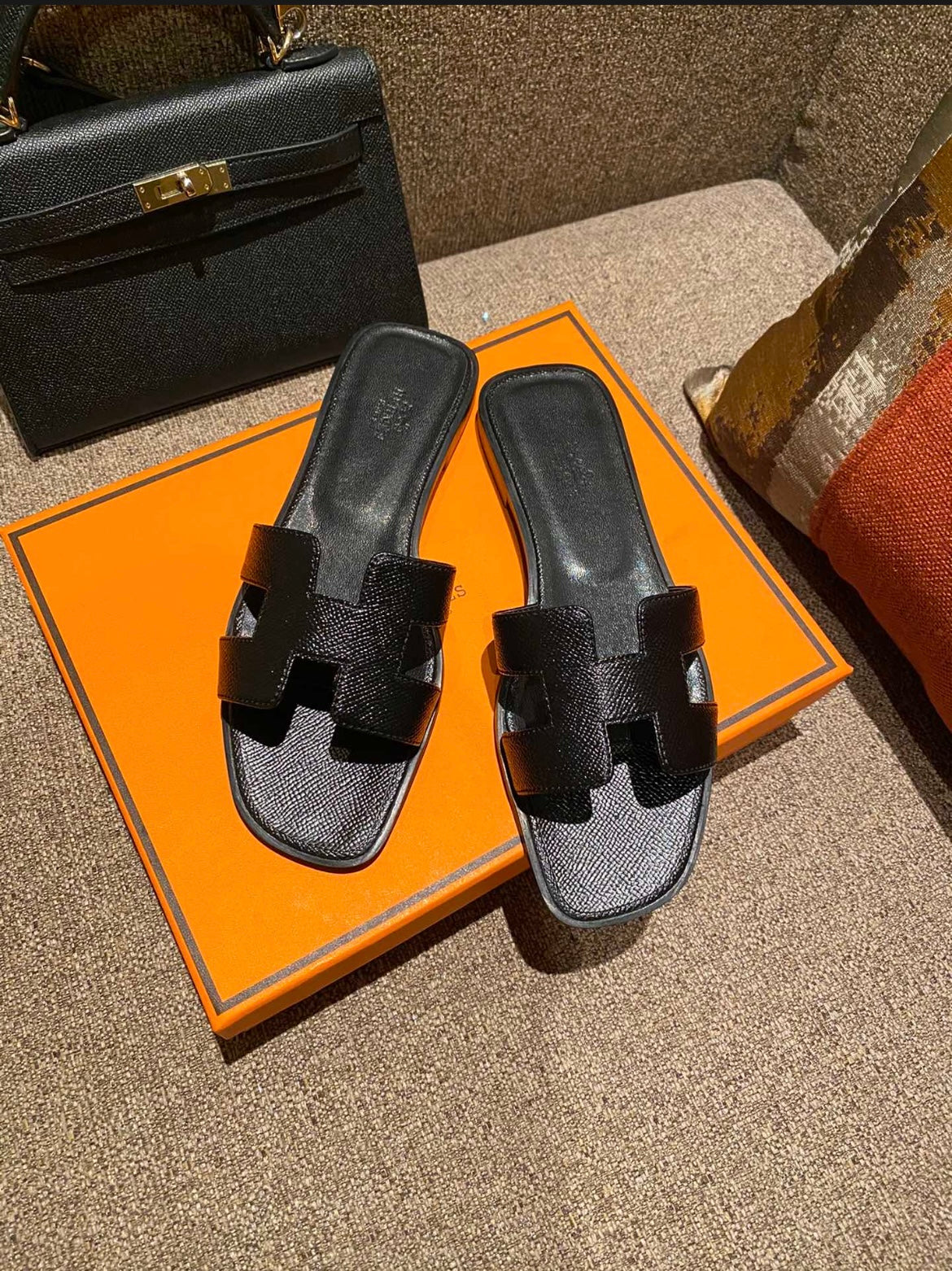 Hermeś sandals