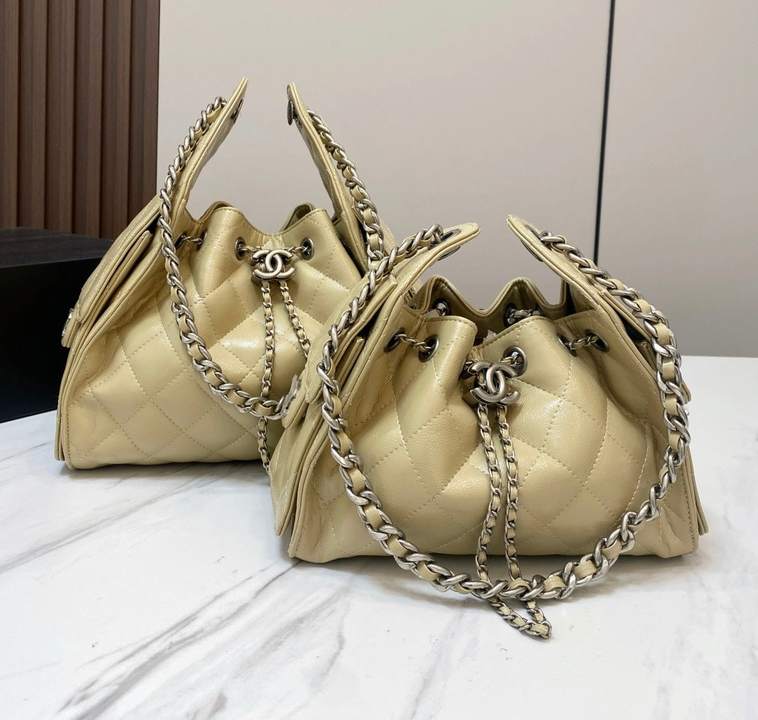 Chanel 25 - Silver Chain
