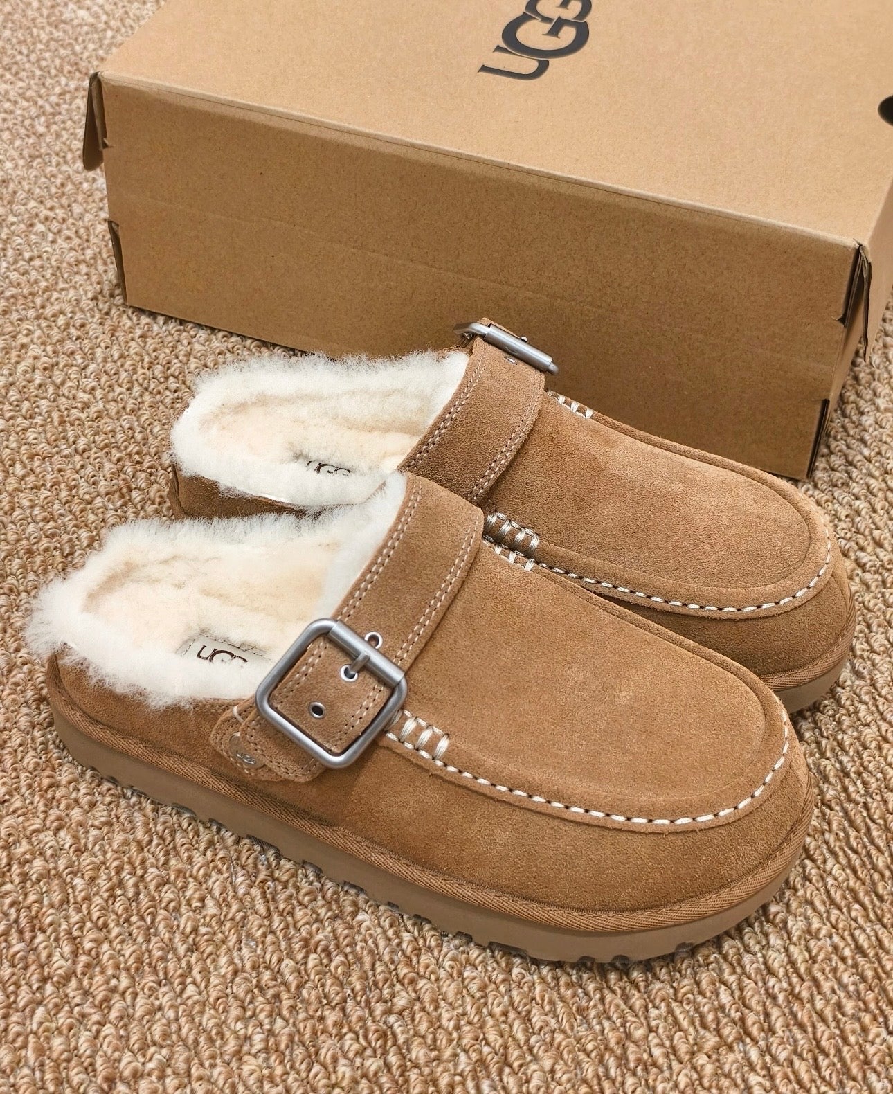 NEW uGG Goldenstar Evelina clog