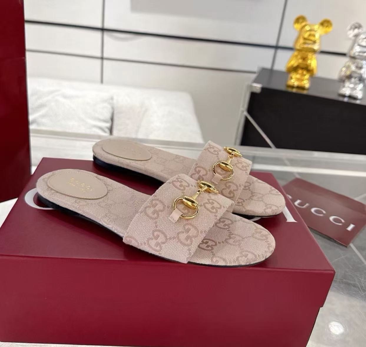 gucci sandals
